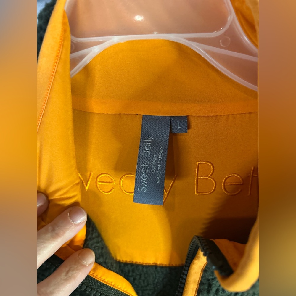 Sweaty Betty Olive and Orange Wanderer Sherpa Jacket - Picture 5 of 7